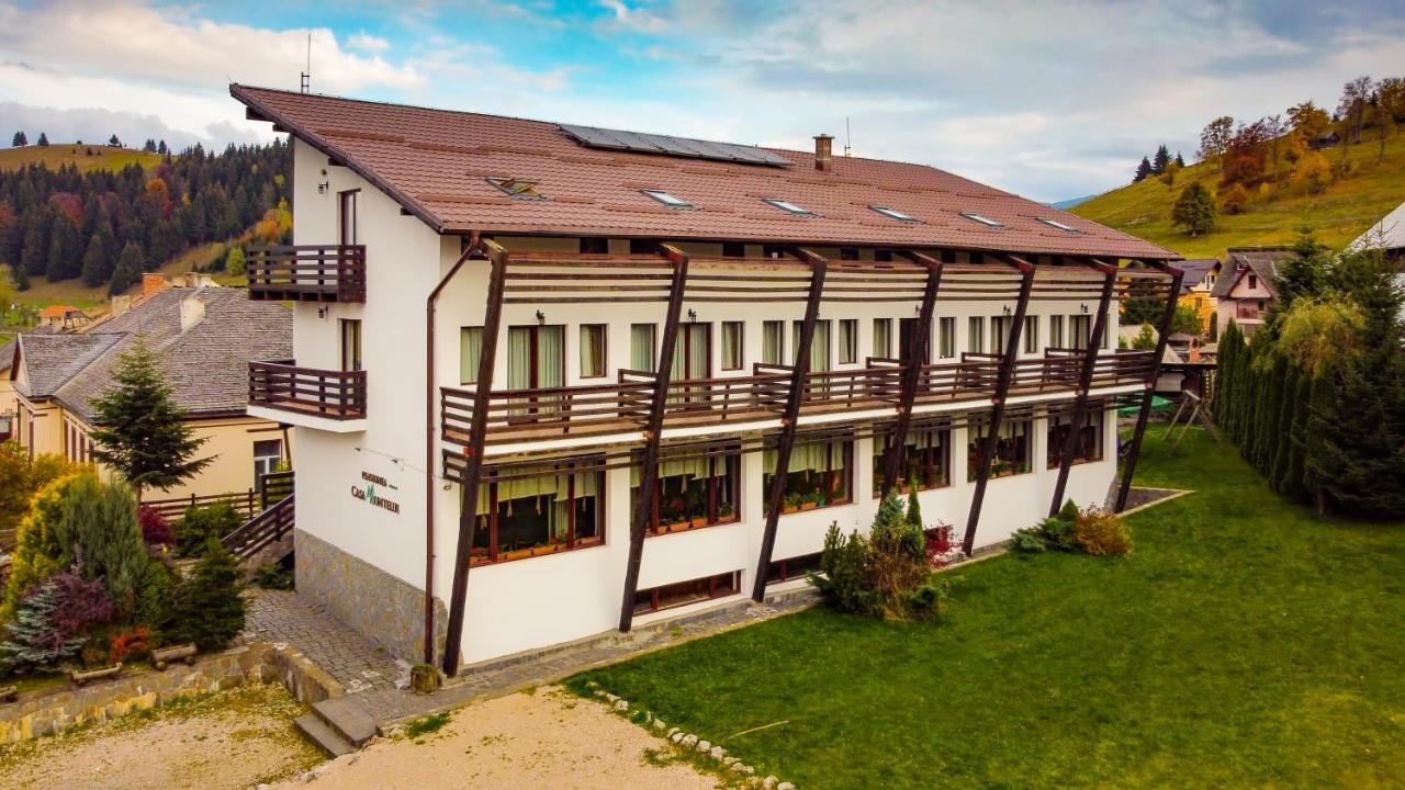 Hotel Casa Muntelui Fundata Esterno foto